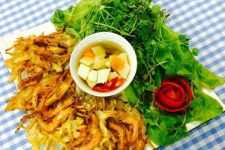 Bánh tôm Hồ Tây 